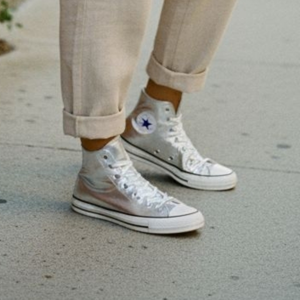 Converse Chuck Taylor leather Metallic Silver, High Tips. Brand New In Box. 6.5